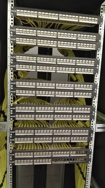 Electricieni si instalatori retele date voce